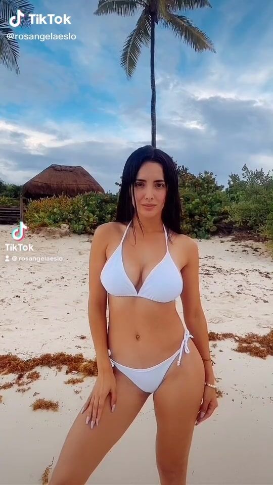 Gorgeous Rosángela Espinoza Shows Cleavage in Alluring White Bikini at