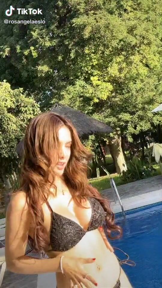 Pretty Ros Ngela Espinoza Shows Cleavage In Black Bikini At The