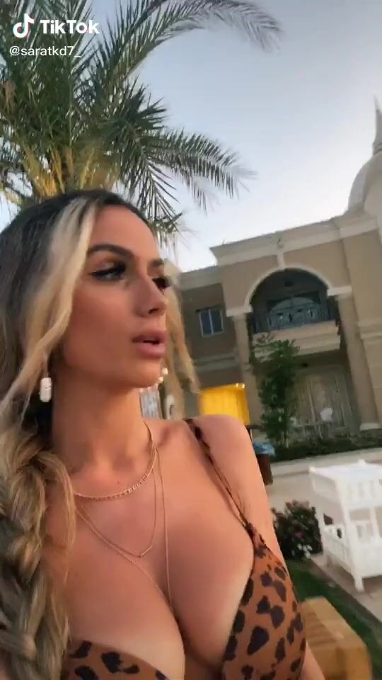 Hot Sara Damnjanovi Shows Cleavage In Bikini Top At The Pool