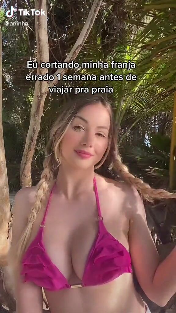 Hot Aninha Pereira Shows Cleavage And Bouncing Boobs In Pink Bikini Top