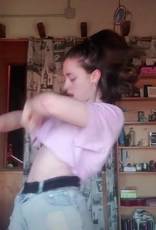 3. Cute Alba Castello is doing Dance