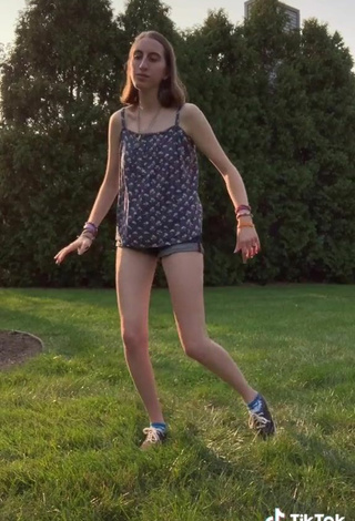 4. Sexy Carolyn Kopp Shows Legs