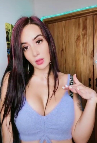 4. Hot Adriana Valcárcel in Purple Crop Top