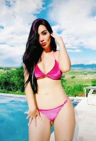 3. Seductive Adriana Valcárcel in Pink Bikini at the Pool