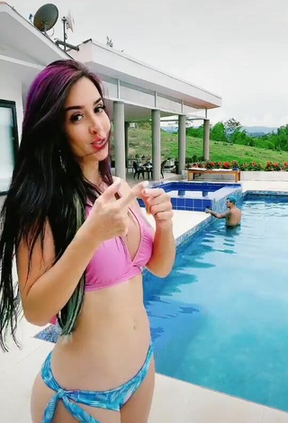 Sweetie Adriana Valcárcel in Pink Bikini Top at the Swimming Pool