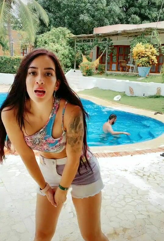 4. Cute Adriana Valcárcel in Floral Bikini Top at the Pool