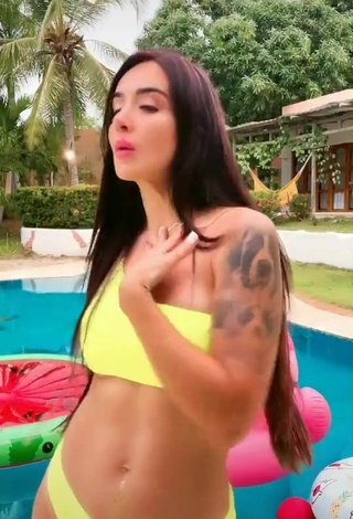 3. Sweetie Adriana Valcárcel in Yellow Bikini at the Swimming Pool