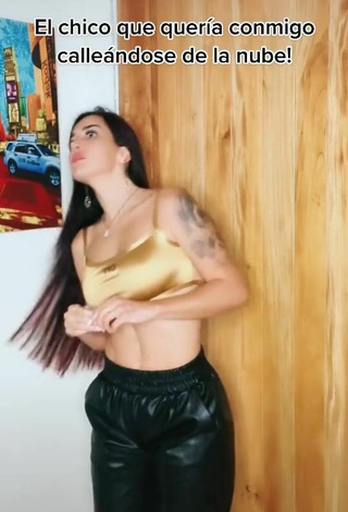 3. Sexy Adriana Valcárcel in Golden Crop Top
