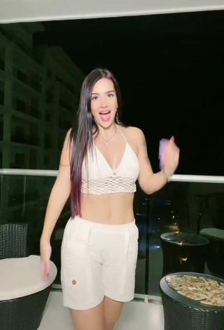 1. Sexy Adriana Valcárcel in White Crop Top