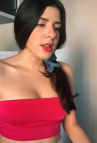 3. Beautiful Alice Oliveira in Sexy Firefly Rose Tube Top
