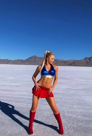 Sexy Altasweet in Blue Top while doing Dance