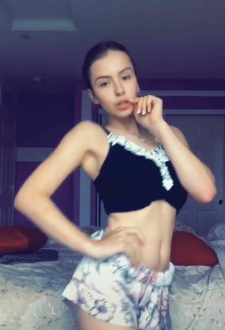 Anastasia Strizhanova (@anastasiacro) - Nude and Sexy Videos on TikTok