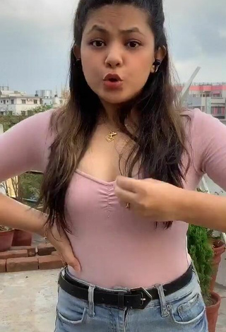 5. Sexy Aneesah Ukani in Pink Bodysuit