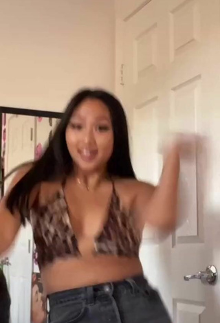 5. Sexy Anneston Pisayavong in Leopard Hot Top and Bouncing Boobs while doing Dance