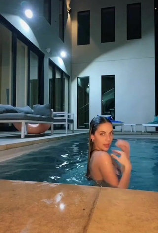3. Hot Arianna Flowers in Bikini at the Pool