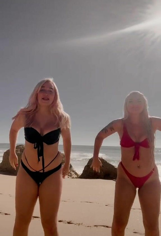 5. Erotic Lowri Rose-Williams Shows Cleavage in Bikini at the Beach