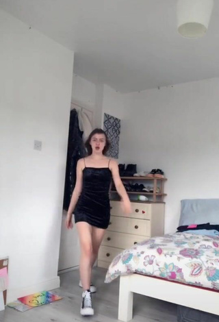 2. Sexy Bonnie Neiland in Black Dress