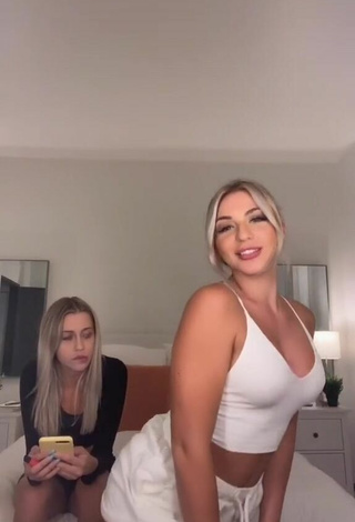 3. Sexy Brittanie Nash in White Crop Top while Twerking