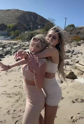 5. Sweetie Brittanie Nash Shows Butt at the Beach