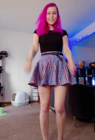 4. Sexy Brooklyn Jade in Skirt
