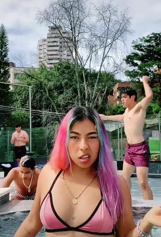 4. Sexy _nenavil_ in Bikini Top at the Swimming Pool