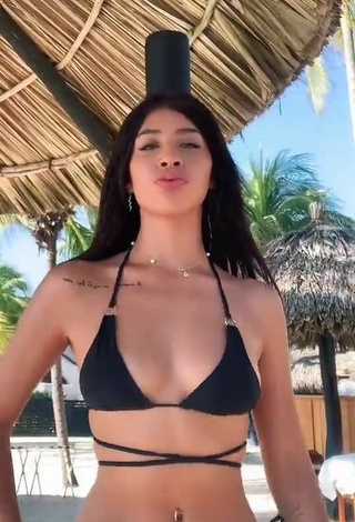 3. Alexia García Looks Cute in Black Bikini at the Beach