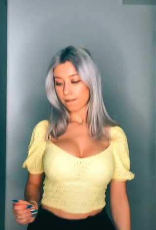3. Beautiful Alexis Feather in Sexy Yellow Crop Top and Bouncing Tits