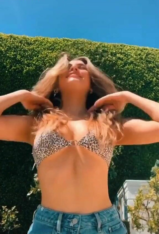 5. Beautiful Amelie Zilber Shows Cleavage in Sexy Leopard Bikini Top