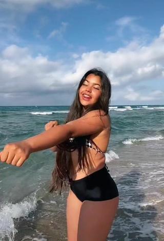 2. Sexy Annie Vega in Checkered Bikini Top at the Beach