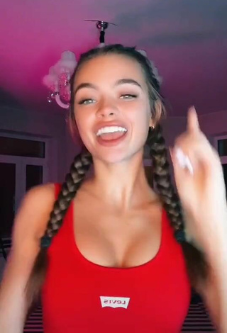 2. Hottest Anya Ischuk Shows Cleavage and Bouncing Boobs in Red Crop Top