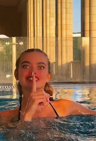 3. Sexy Anya Ischuk in Bikini at the Swimming Pool