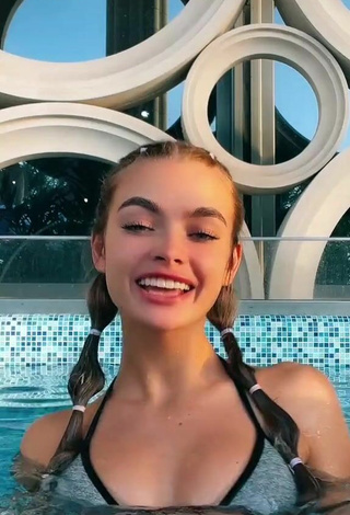 2. Sexy Anya Ischuk in Bikini Top at the Swimming Pool
