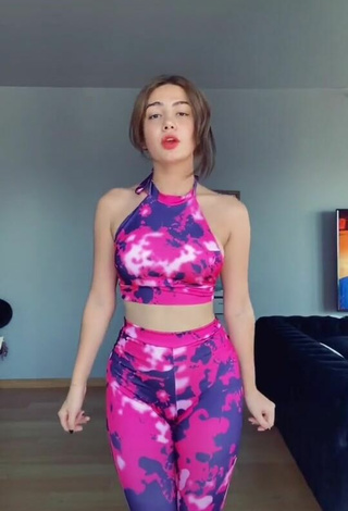 2. Sexy Ece in Crop Top