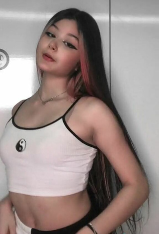 5. Sexy Evelyn Salazar in White Crop Top
