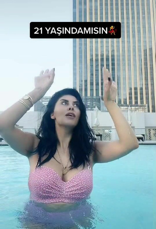 3. Sexy Eylem Şahin Shows Cleavage in Bikini Top at the Swimming Pool