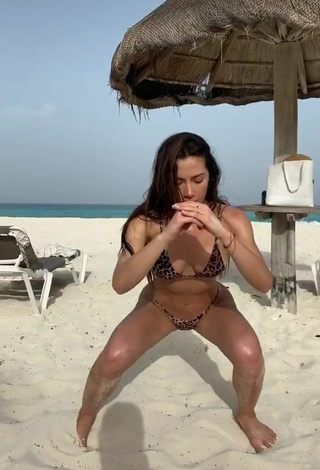 4. Georgina Mazzeo Looks Adorable in Leopard Bikini at the Beach while doing Fitness Exercises