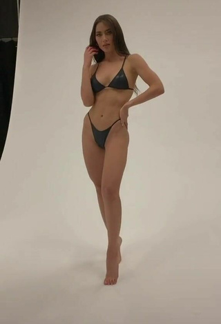 3. Georgina Mazzeo Looks Erotic in Black Bikini