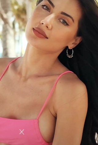 3. Adorable Georgina Mazzeo in Seductive Pink Bikini at the Beach
