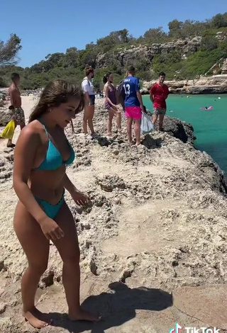 3. Erotic Isabelli Brunelli in Blue Bikini at the Beach