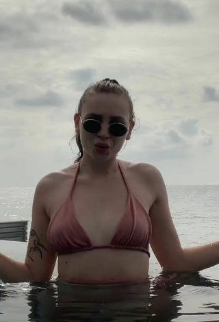 2. Sexy Julia Godunova in Bikini Top at the Pool