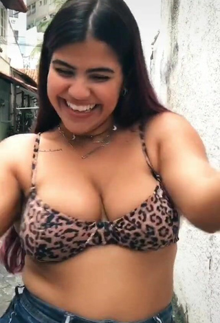 2. Julia Antunes Shows Cleavage and Bouncing Boobs in Hot Leopard Bikini Top