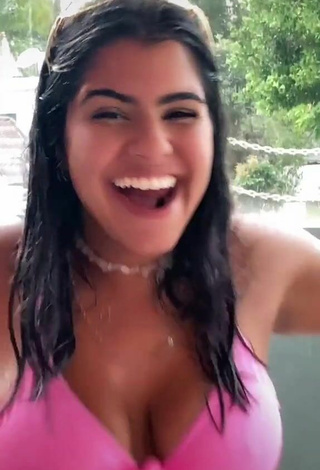 Dazzling Julia Antunes Shows Cleavage and Bouncing Boobs in Inviting Pink Bikini