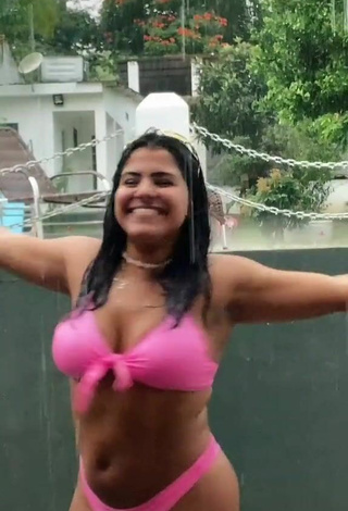 2. Dazzling Julia Antunes Shows Cleavage and Bouncing Boobs in Inviting Pink Bikini