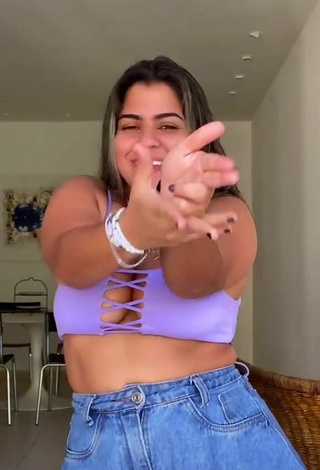 5. Seductive Julia Antunes Shows Cleavage and Bouncing Boobs in Purple Crop Top