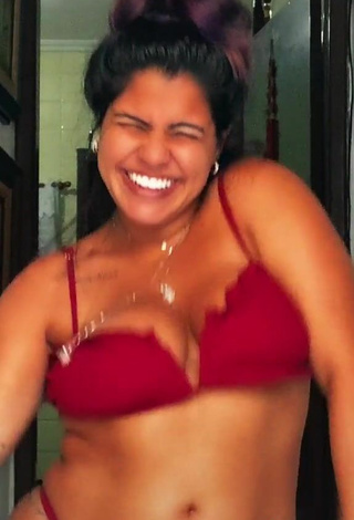 4. Erotic Julia Antunes Shows Cleavage and Bouncing Boobs in Red Bikini