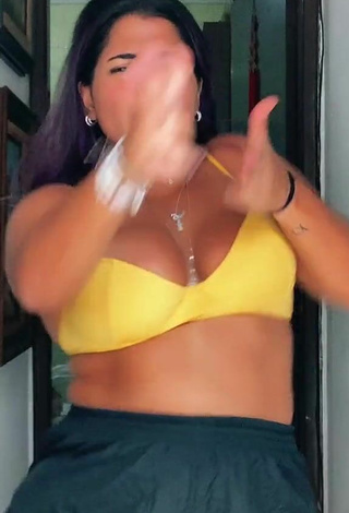 Pretty Julia Antunes Shows Cleavage and Bouncing Boobs in Yellow Bikini Top