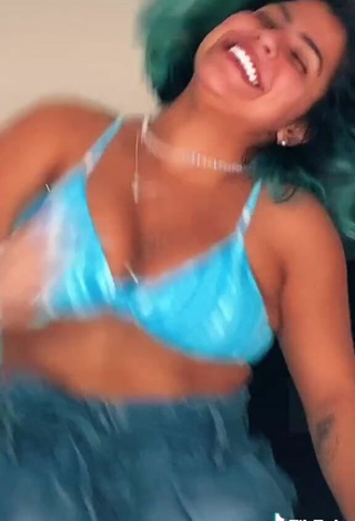5. Amazing Julia Antunes Shows Cleavage and Bouncing Boobs in Hot Bikini Top