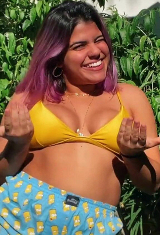 3. Cute Julia Antunes Shows Cleavage in Yellow Bikini Top