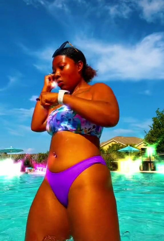 3. Sweetie Keara Wilson in Bikini at the Pool