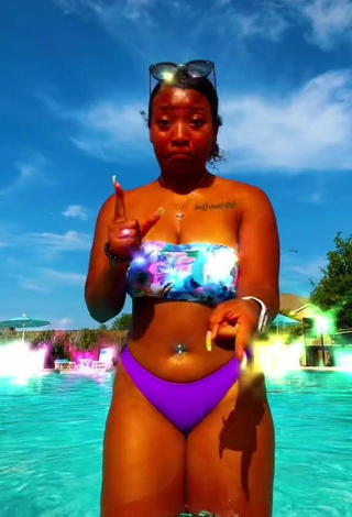 5. Sweetie Keara Wilson in Bikini at the Pool